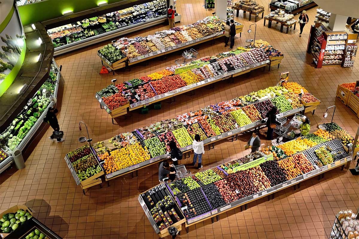 Beyond the Basics: Unconventional Strategies for Grocery Store Ads